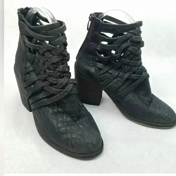 Free People Women's Ankle Boot Carrera Caged Leather Booties - Picture 5 of 9